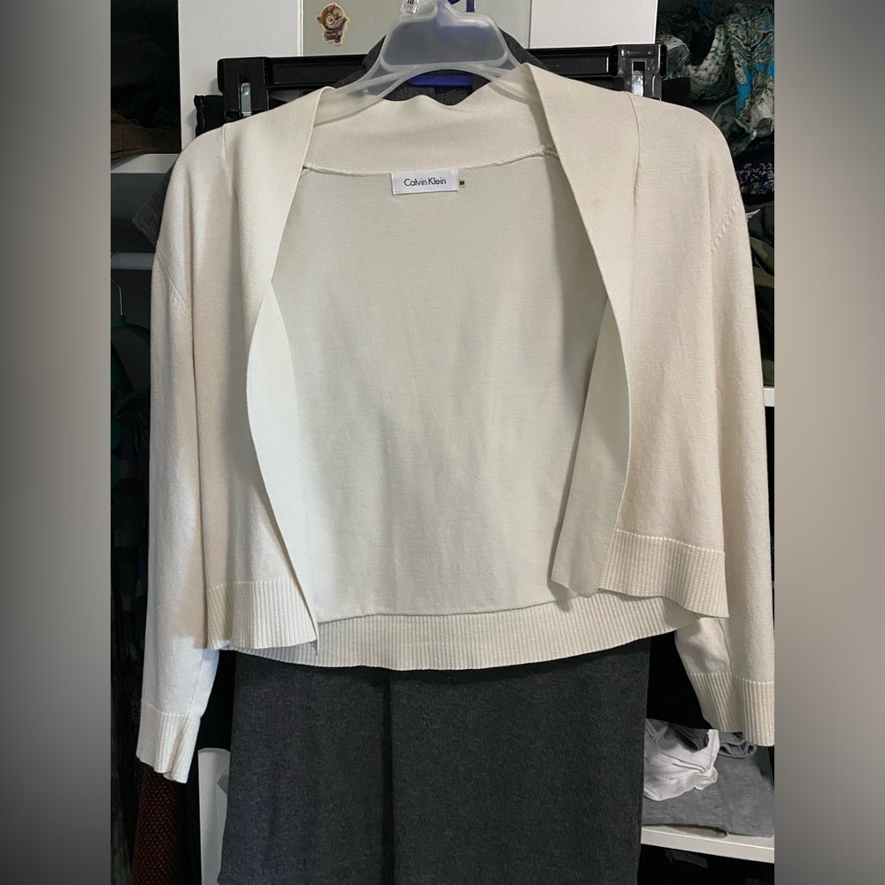 Calvin Klein medium ivory shrug